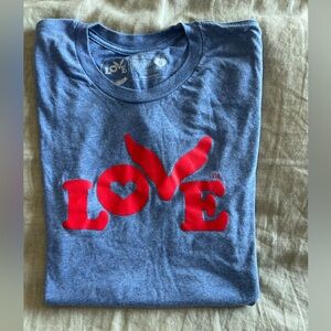 Love Button Global Movement Organization T-Shirt Unisex Size Small